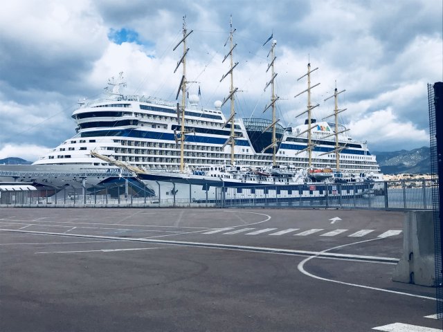 Royal Clipper